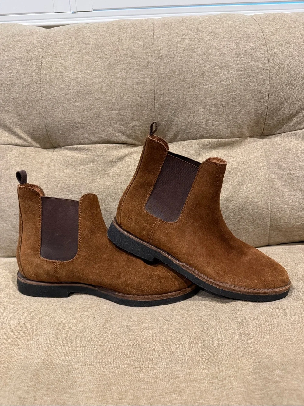Frye Men's Suede Chelsea Boot Boots 12